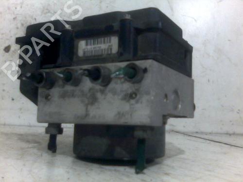 Used ABS pump RENAULT MEGANE II Estate (KM0/1_) 1.5 dCi (KM16, KM1E) (106 hp) 26079863