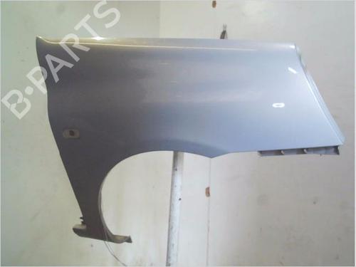 Guarda-lamas direito Guarda-lamas direito RENAULT CLIO II (BB_, CB_) 1.5 dCi (B/CB07) (65 hp) 33656311 33656311