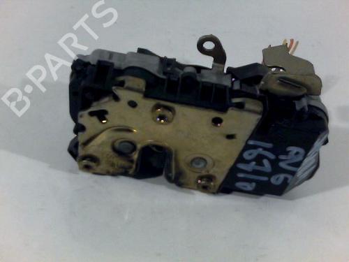 Used Front left lock CITROËN XSARA (N1) 1.9 TD (90 hp) 26062158