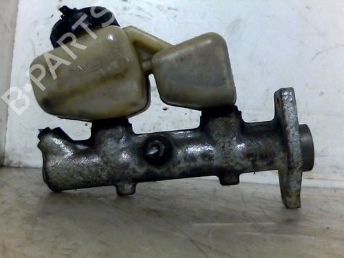 Used Brake master cylinder RENAULT 18 Variable (135_) 1.6 (1351) (73 hp) 26073753