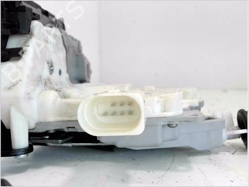 Front right lock VW TIGUAN (5N_) 2.0 TDI | BP26648499C97 