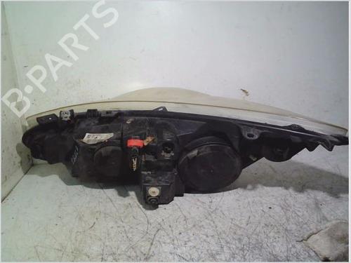 Right headlight PEUGEOT 307 (3A/C) 1.6 HDi 110 | BP26115401C29 
