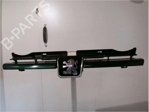 Used Grille PEUGEOT 605 (6B) 2.0 Turbo (147 hp) 26107739