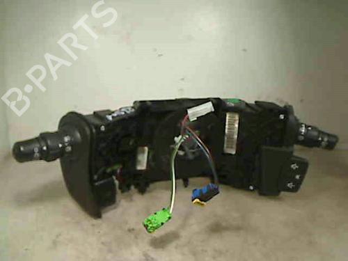 Used Steering column stalk RENAULT SCÉNIC II (JM0/1_) 1.9 dCi (JM0G, JM12, JM1G, JM2C) (120 hp) 26072399