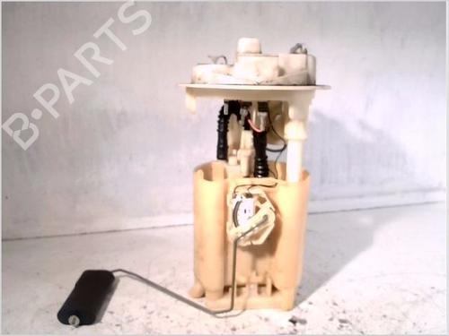 Used Fuel pump PEUGEOT 206 Hatchback (2A/C) 1.6 i (89 hp) 26111279