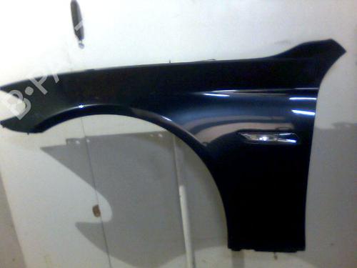 Used Left front fenders BMW 5 (F10) 525 d (204 hp) 26096502