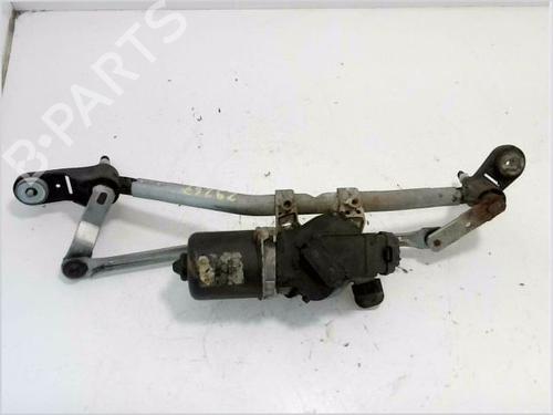 Used Front wiper motor RENAULT CLIO III (BR0/1, CR0/1) 1.5 dCi (C/BR0G, C/BR1G) (68 hp) 26119257