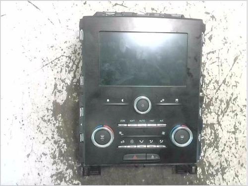 Used Display monitor Display monitor RENAULT MEGANE IV Hatchback (B9A/M/N_) 1.3 TCe 140 (B9NB) (140 hp) 40238547 40238547