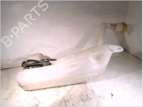 Used Windscreen washer tank RENAULT MEGANE III Grandtour (KZ0/1) 1.5 dCi (KZ09, KZ0D, KZ1G, KZ29, KZ14, KZ1W, KZ10, KZ1F,... (110 hp) 26108587