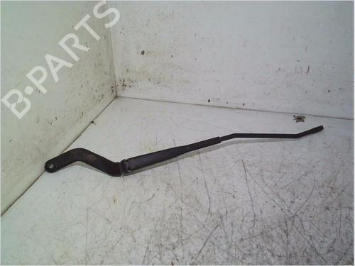 Used Front windshield wiper arm CITROËN SAXO (S0, S1) 1.1 X, SX (60 hp) 26115505