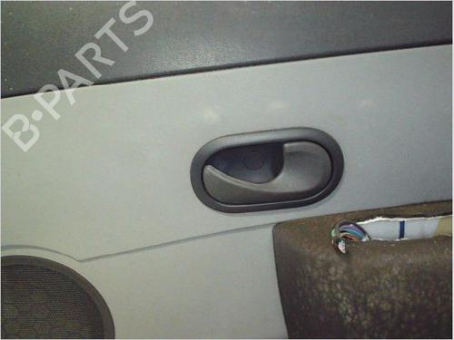 Used Front right interior door handle RENAULT CLIO III (BR0/1, CR0/1) 1.5 dCi (C/BR0G, C/BR1G) (68 hp) 26113486