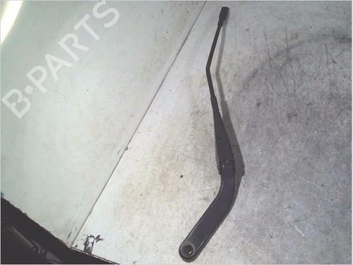Used Front windshield wiper arm BMW X1 (E84) xDrive 23 d (204 hp) 26509158