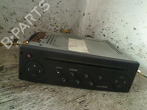 Used Radio RENAULT LAGUNA II (BG0/1_) 1.9 dCi (BG08, BG0G) (120 hp) 26063293