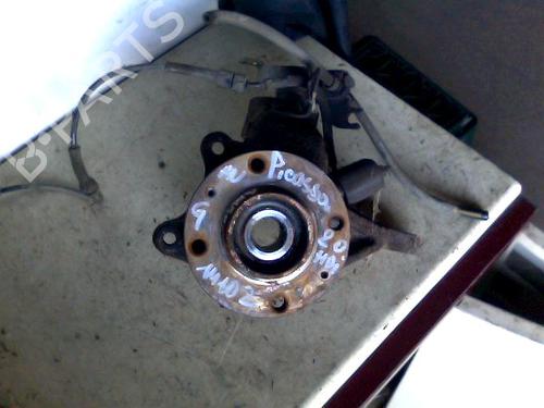 Used Left front steering knuckle CITROËN XSARA PICASSO (N68) 2.0 HDi (90 hp) 26084113