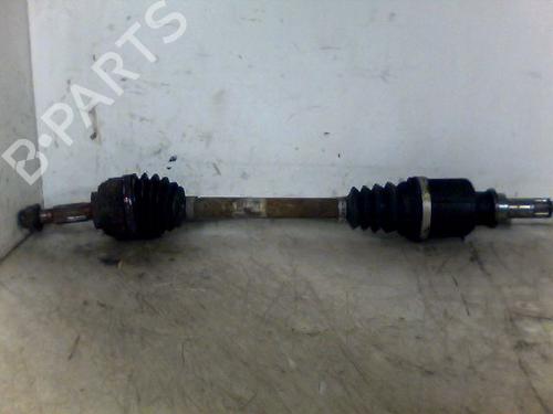 Transmissão frente esquerda RENAULT MODUS / GRAND MODUS (F/JP0_) 1.5 dCi (FP0E, JP0E) (65 hp) 30388535