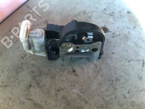 Høyre foran lås ALFA ROMEO 147 (937_) 1.9 JTD (937.AXD1A, 937.BXD1A, 937.AXV1A, 937.BXB1A,... (115 hp) 26104784