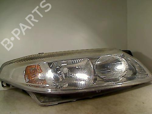Used Right headlight RENAULT LAGUNA II (BG0/1_) 1.9 dCi (BG08, BG0G) (120 hp) 26066678