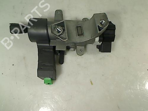 Used Ignition barrel VOLVO S60 I (384) D5 (185 hp) 28568369
