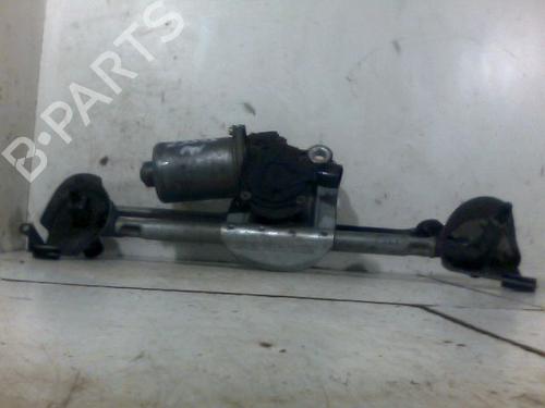 Essuie-glace moteur avant TOYOTA YARIS (_P1_) 1.4 D-4D (NLP10_, NLP10R) (75 hp) 29482609