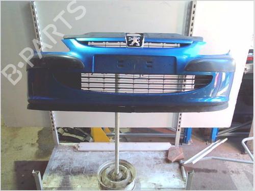 Used Front bumper PEUGEOT 307 (3A/C) 1.6 16V (109 hp) 26116551