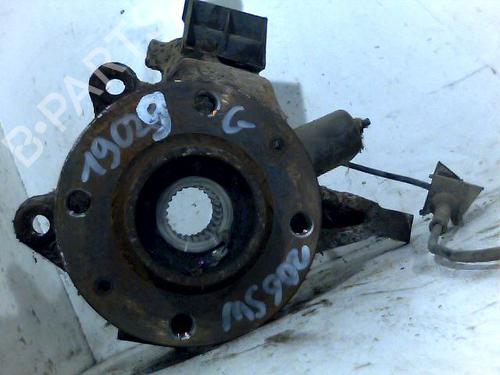 Used Left front steering knuckle PEUGEOT 206 SW (2E/K) 1.6 16V (109 hp) 26098001