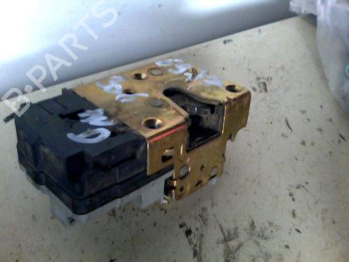 Used Front right lock PEUGEOT 306 Hatchback (7A, 7C, N3, N5) 1.9 D (69 hp) 26059066