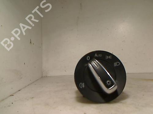 Used Headlight switch VW GOLF VI (5K1) 1.6 TDI (105 hp) 26080642