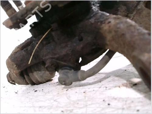 Right front steering knuckle MITSUBISHI PAJERO III Canvas Top (V6_W, V7_W) 3.2 DI-D (V68W, V78W) | BP29473221M26 