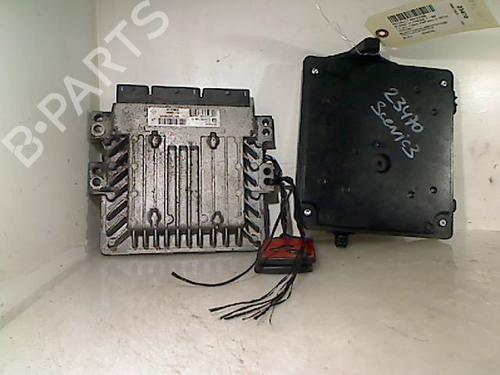 Used Engine control unit (ECU) RENAULT SCÉNIC III (JZ0/1_) 1.5 dCi (110 hp) 28535219