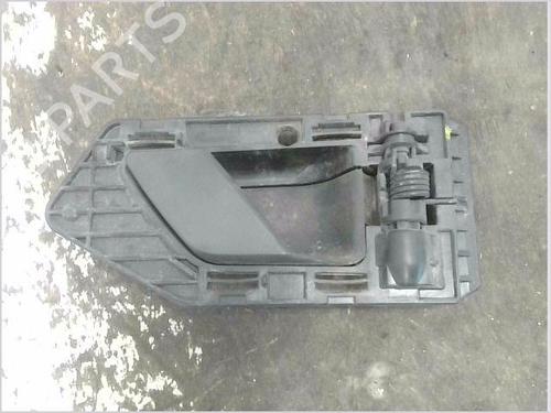 Højre fortil invendig håndtag Højre fortil invendig håndtag CITROËN BERLINGO / BERLINGO FIRST Box Body/MPV (M_) 2.0 HDI 90 (MBRHY, MCRHY) (90 hp) 39724813 39724813