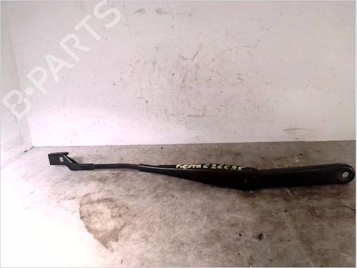Used Front windshield wiper arm FORD FIESTA VI (CB1, CCN) 1.25 (82 hp) 26104771