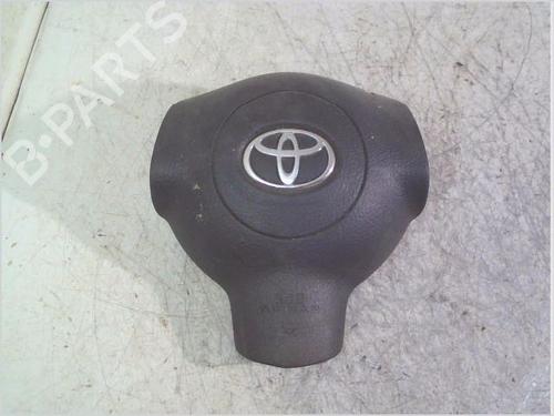 Used Driver airbag TOYOTA RAV 4 II (_A2_) 2.0 D 4WD (CLA20_, CLA21_, CLA20R, CLA21R) (116 hp) 29890420