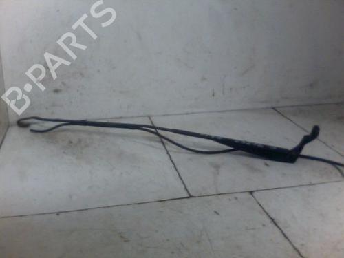Used Front windshield wiper arm MERCEDES-BENZ VITO Van (W638) 108 CDI 2.2 (638.094) (82 hp) 29472773