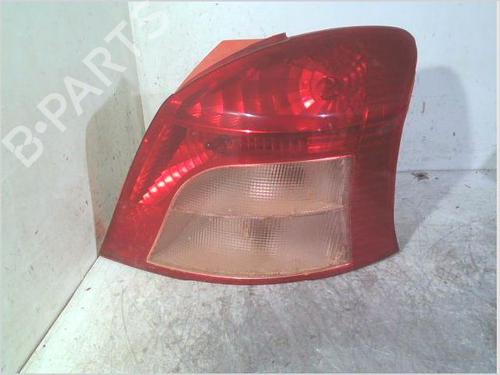 Høyre baklys TOYOTA YARIS (_P9_) 1.4 D-4D (NLP90_, NLP90R) (90 hp) 29737151