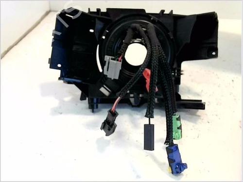 Kontaktrulle Airbag RENAULT CLIO III (BR0/1, CR0/1) 1.2 16V (BR02, BR0J, BR11, CR02, CR0J, CR11) (75 hp) 29890465