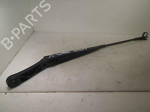 Used Front windshield wiper arm VW TOURAN (1T1, 1T2) 1.9 TDI (105 hp) 26080793