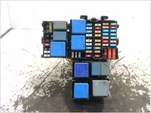 Used Fuse box Fuse box 36839293 36839293