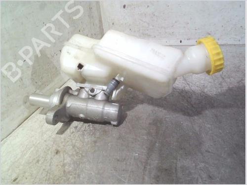 Used Brake master cylinder Brake master cylinder CITROËN C3 II (SC_) 1.4 HDi 70 (SC8HZC, SC8HR0, SC8HP4) (68 hp) 33432813 33432813