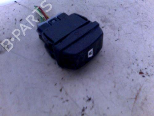 Used Switch Switch CITROËN XSARA PICASSO (N68) 2.0 HDi (90 hp) 35978358 35978358