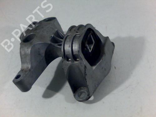 Used Engine mount DACIA SANDERO 1.5 dCi (86 hp) 32987363
