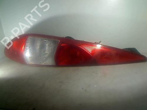 Used Left taillight FORD MONDEO III Turnier (BWY) 2.0 16V TDDi / TDCi (115 hp) 26094317