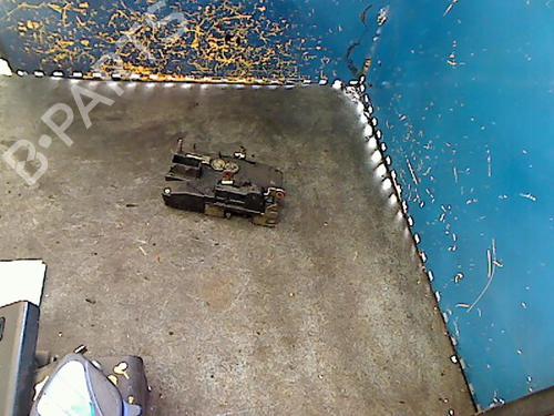 Used Front left lock PEUGEOT EXPERT (224_) 1.9 D (70 hp) 26098355