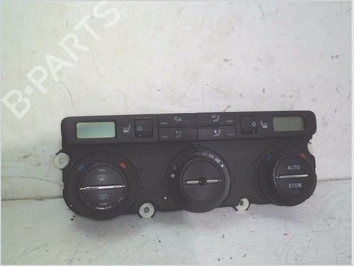 Used Climate control SKODA OCTAVIA II (1Z3) 2.0 TDI 16V (140 hp) 26117673