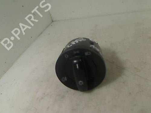 Used Headlight switch VW TOURAN (1T1, 1T2) 1.9 TDI (105 hp) 26099144