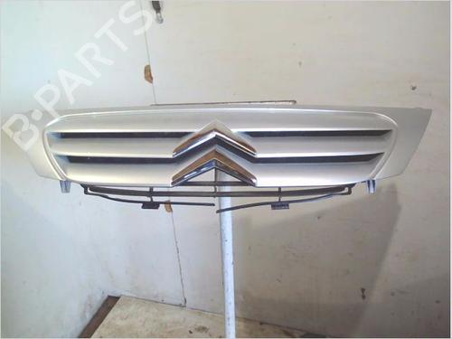 Used Grille Grille CITROËN C3 I (FC_, FN_) 1.4 i (73 hp) 35948274 35948274