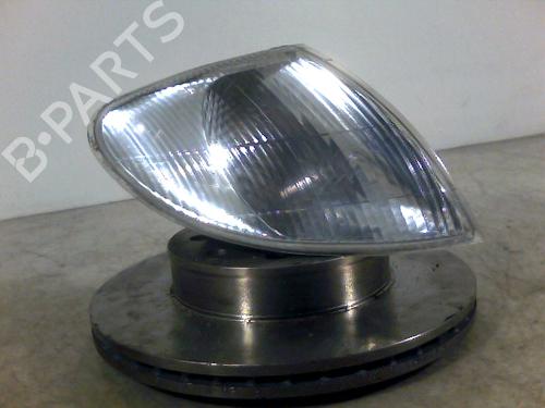 Blinker vorne rechts für RENAULT MEGANE Scenic (JA0/1_) 1.9 dT (JA0K, JA0Y) (90 hp) 26067698