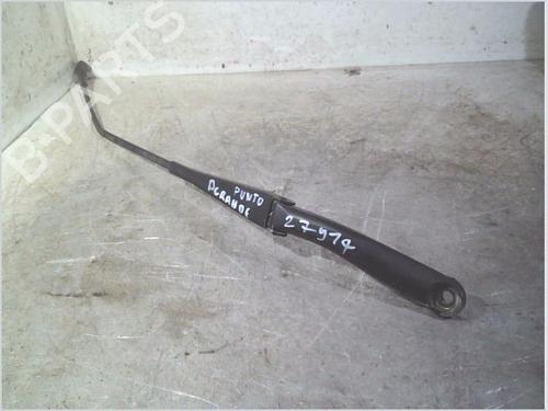 Used Front windshield wiper arm Front windshield wiper arm 38646852 38646852