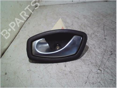 Venstre bagtil invendig håndtag RENAULT SCÉNIC III (JZ0/1_) 1.5 dCi (106 hp) 26101069