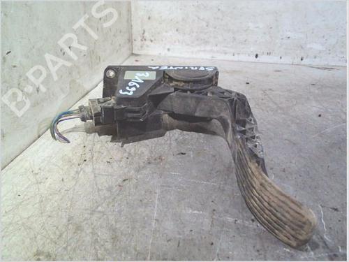 Used Pedal Pedal 36800218 36800218