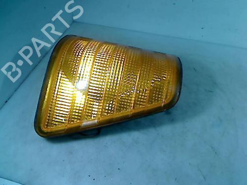 Used Right front indicator MERCEDES-BENZ T1 Bus (B601) 207 D 2.4 (601.371, 601.376, 601.377) (72 hp) 29066423